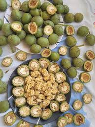 گردو از غرفه saveyafruits
